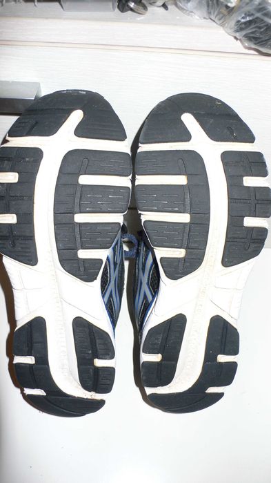 Обувки/Маратонки:LEVIS,Babolat,Asics. Боти: SUPERFIT GoreTex: 40(39).