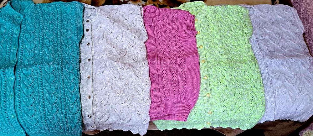 Нови Елеци-Ръчно плетени