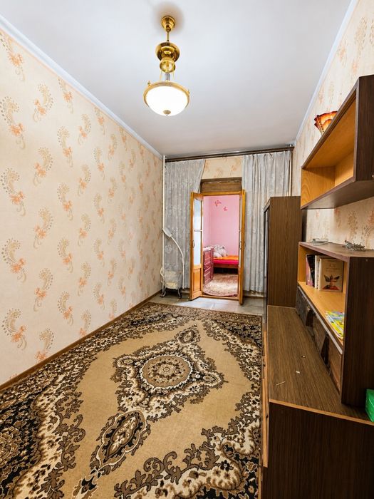 Продам квартиру Яшнабадский район