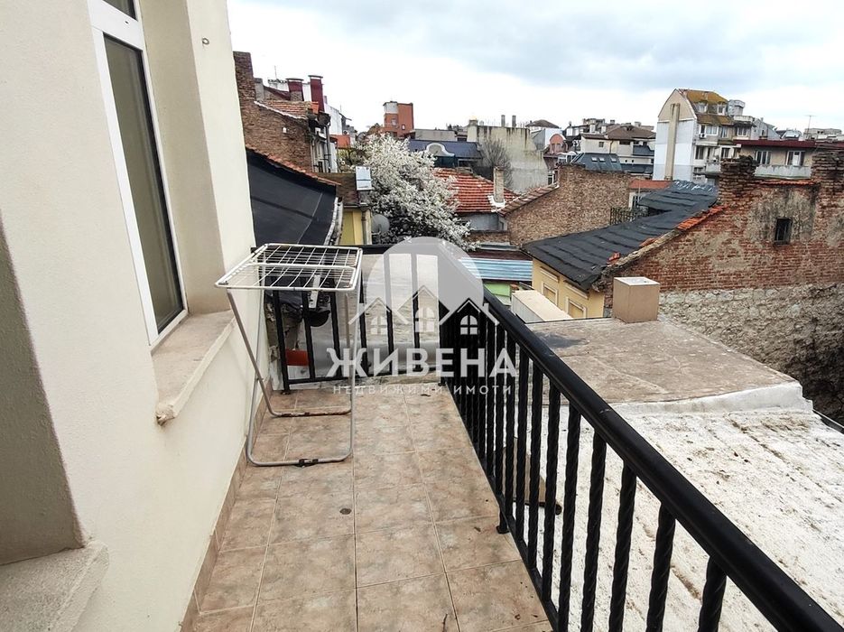 Продава се Тристаен апартамент в Варна, Център - 120 кв.м за 1567 €/кв.м - Снимка #12