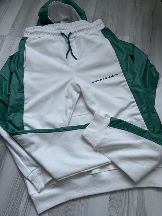 Trening Made By Society