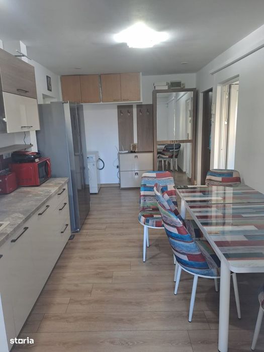 Apartament 2 camere 55 mp - etajul 2, zona Stadion