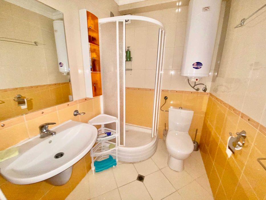 Двустаен апартамент на метри от плажа в к-с "Етъра 1"