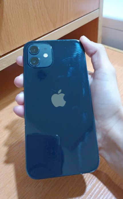 Iphone 12.  64gb