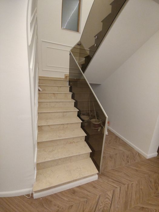 In rate!! Balustrade Sticlă Premium (Scări , Balcoane) – În Rate! Sticlă Securizată & Laminată