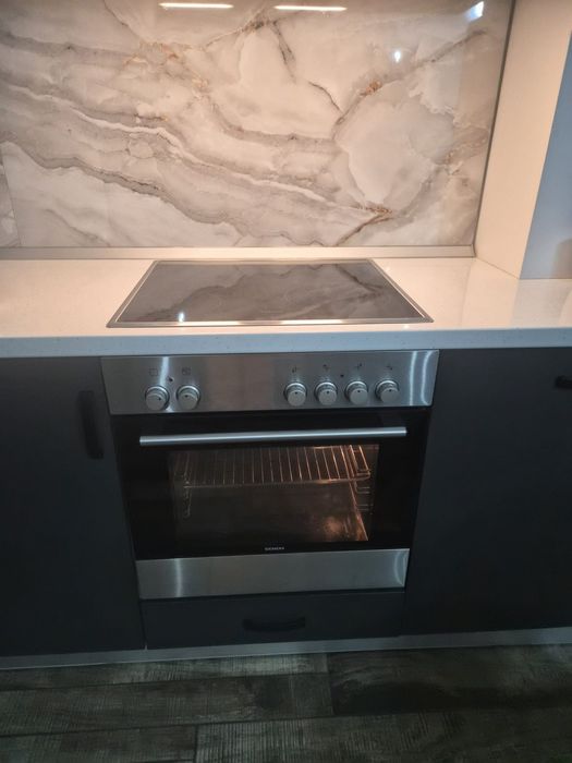Cuptor incorporabil Siemens+ plita electrica vitroceramica