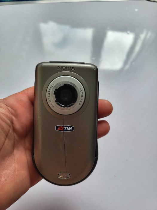 Nokia 6630 cu butoane