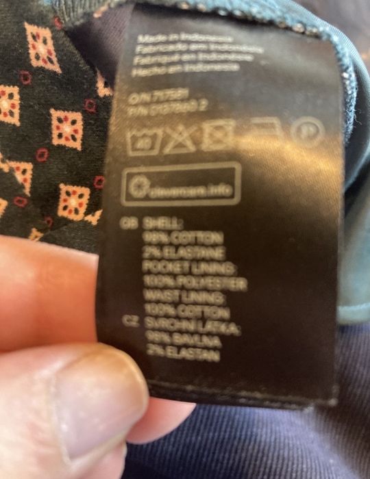 Pantaloni H&M verzi cu model geometric mărimea 36