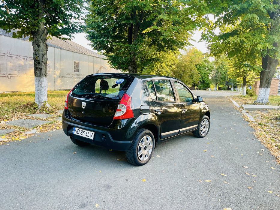 DACIA Sandero 2011 — imagine 2
