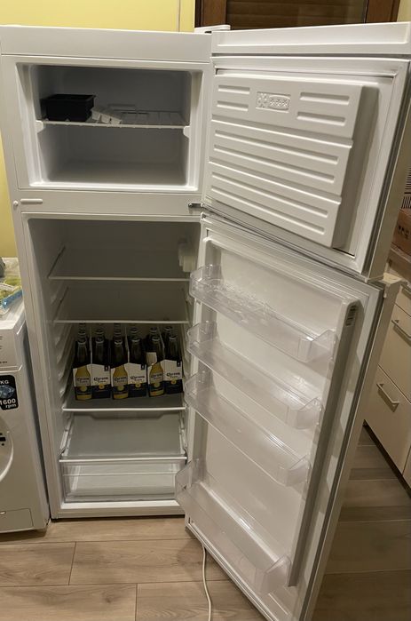 Heinner HF-V240F+ Хладилник 240л, механичен контрол