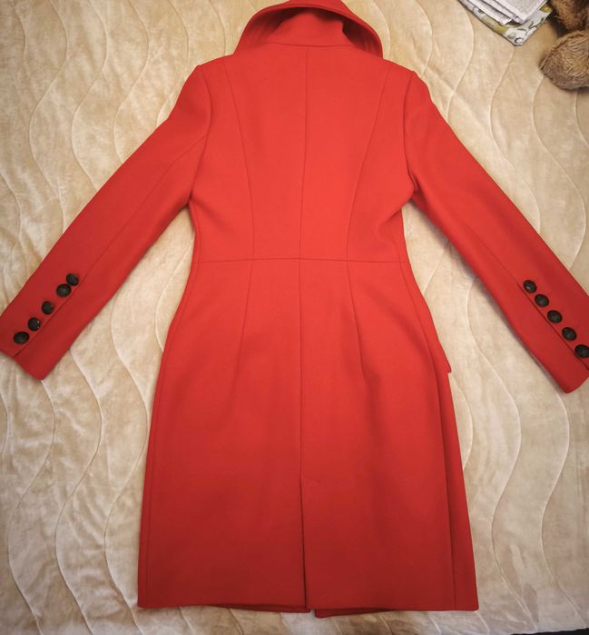 Червено зимно палто р-р S, LuxyLu