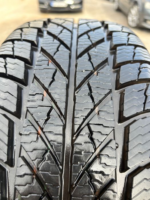 4 зимни гуми Gislaved 215/60/16