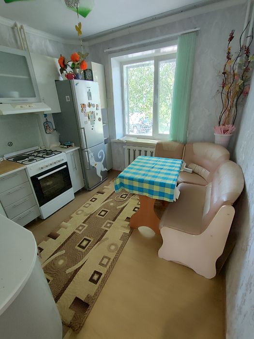 Продается 2-комн (7-43, 1 эт)