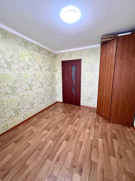 Продаётся 3 комн квартира