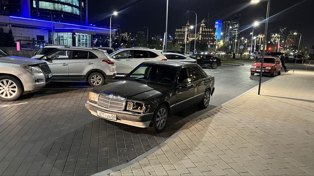 Мерс 190 на ходу
