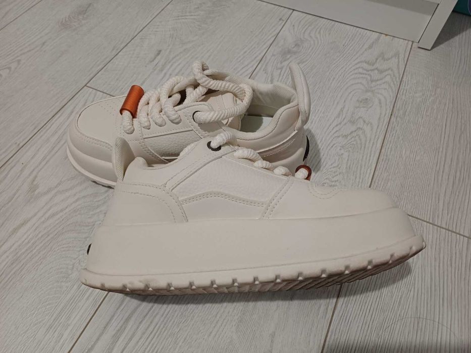 Нови дамски обувки Gpoint