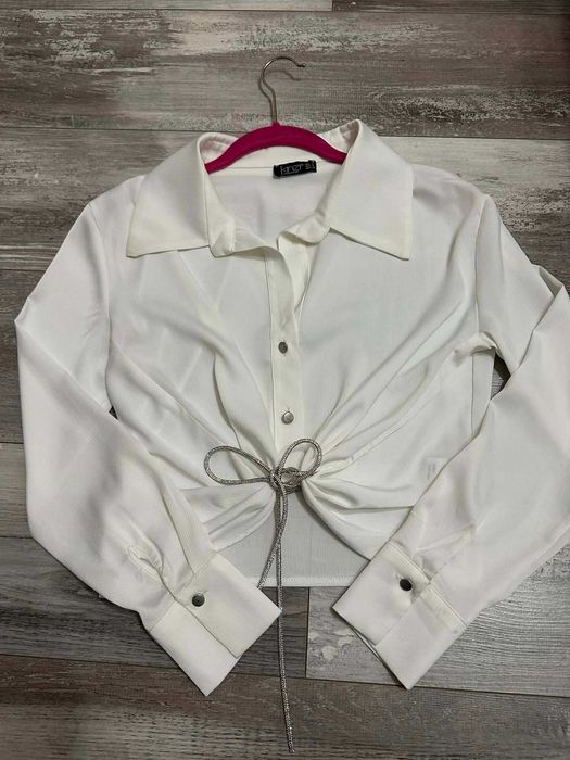 Дамска къса риза