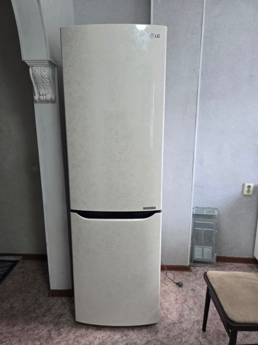 Холодильник для кухня