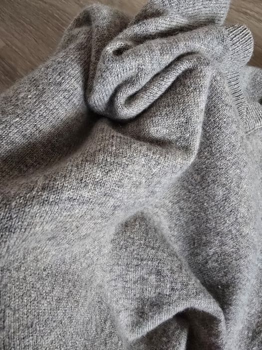 Maleta in anchior din lana si casmir