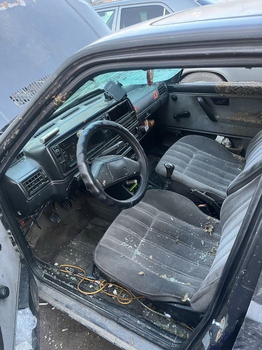 Продам гольф 2 на разбор