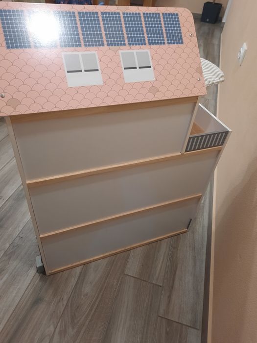 Casuta pentru păpuși!