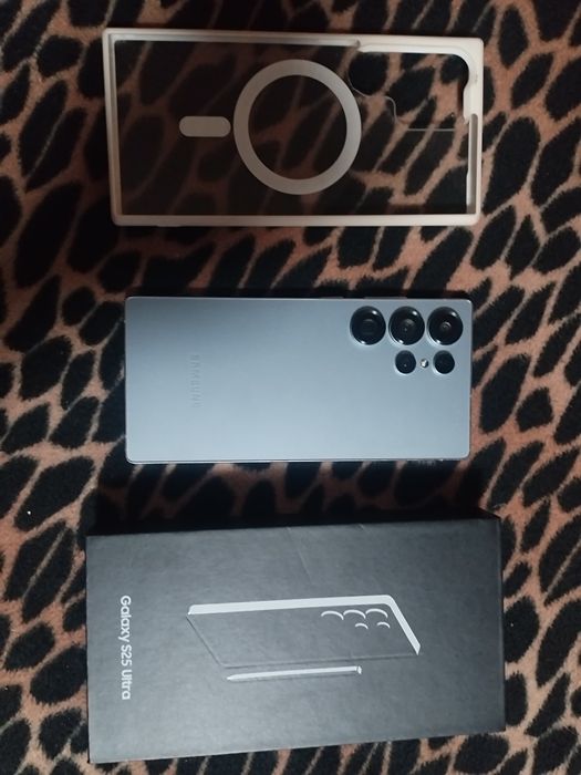 Продам телефон самсунг с25 ультра