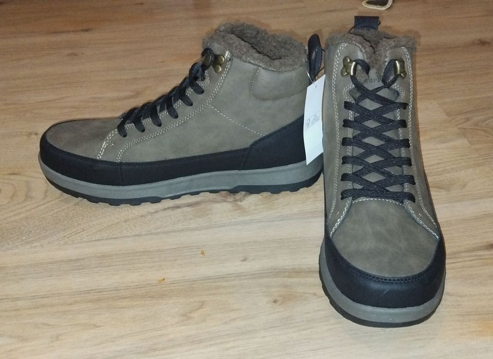 Зимни мъжки обувки ботуши WEATHERPROOF номер 43 UK 9 
Ограничителни бр
