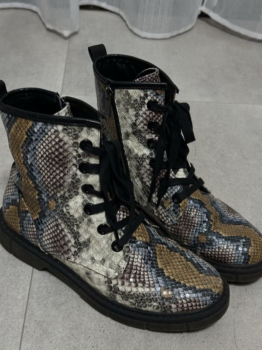 Bocanci animal print de piele