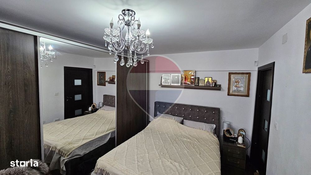 Apartament cu 2 camere de vânzare în zona Central Tg Neamt