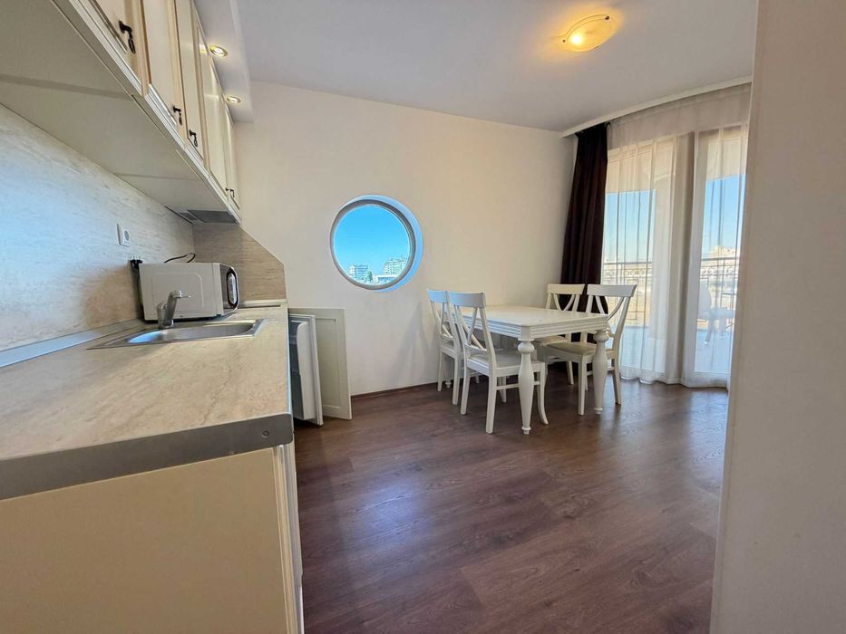 Продава се Тристаен апартамент в к.к. Слънчев бряг - 90 кв.м за 1019 €/кв.м - Снимка #4