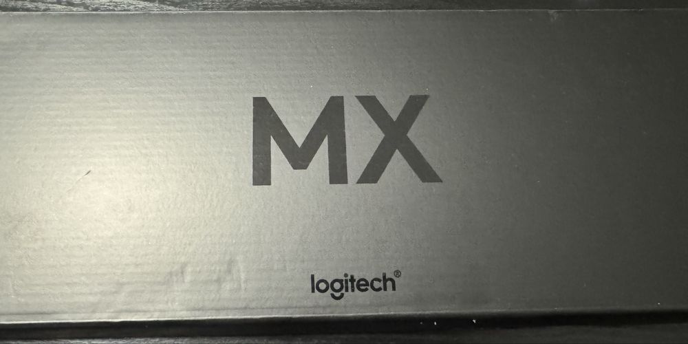 Logitech MX KEYS for Mac