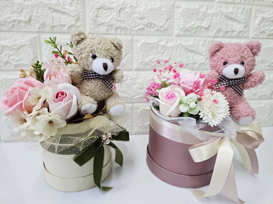 Сапунени рози и цветя в кутия или торбичка