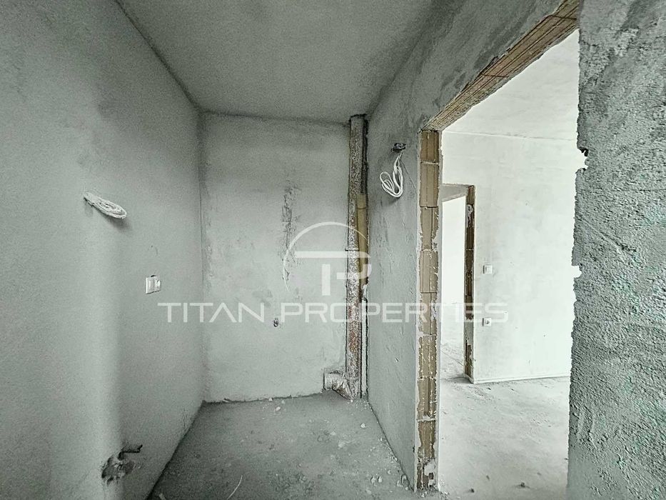 Продава се Тристаен апартамент в Пловдив, Христо Смирненски - 134 кв.м за 1963 €/кв.м - Снимка #6