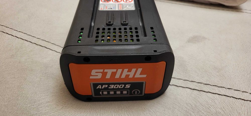 Stihl AP300S Acumulator fuctional