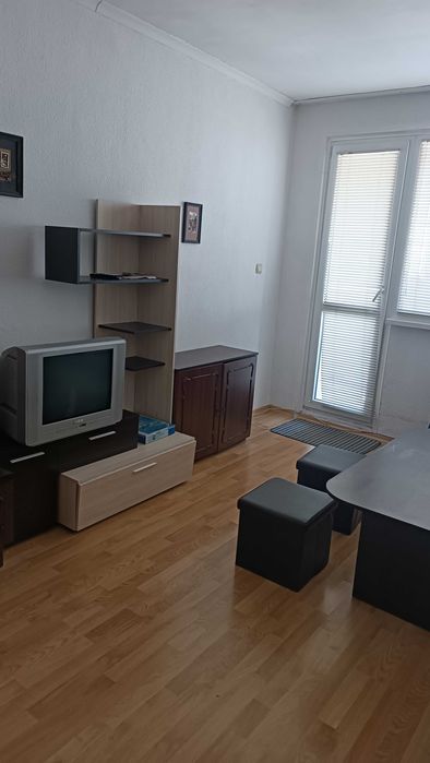 Продава 1-стаен кв.Люлин-2