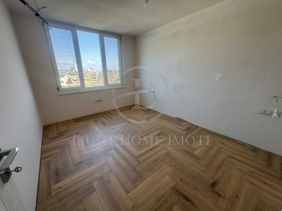 Продава се Тристаен апартамент в Пловдив, Център - 160 кв.м за 1675 €/кв.м - Снимка #8