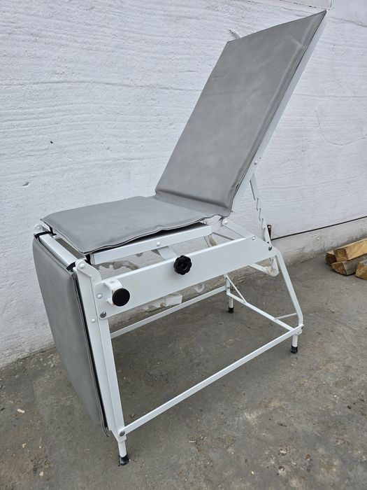 Стол для мед использования