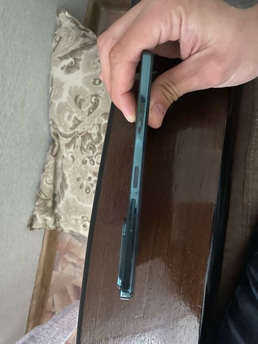 Продам телефон Vivo Y28