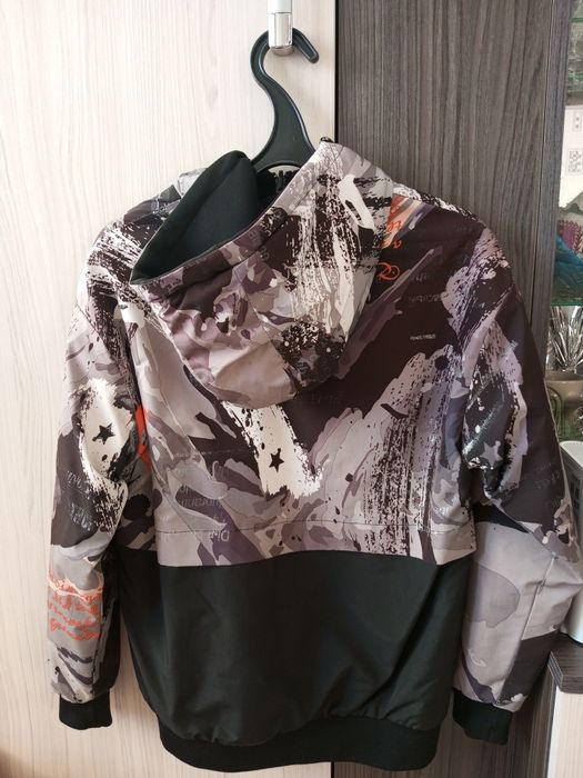 Куртка осень-весна на мальчика