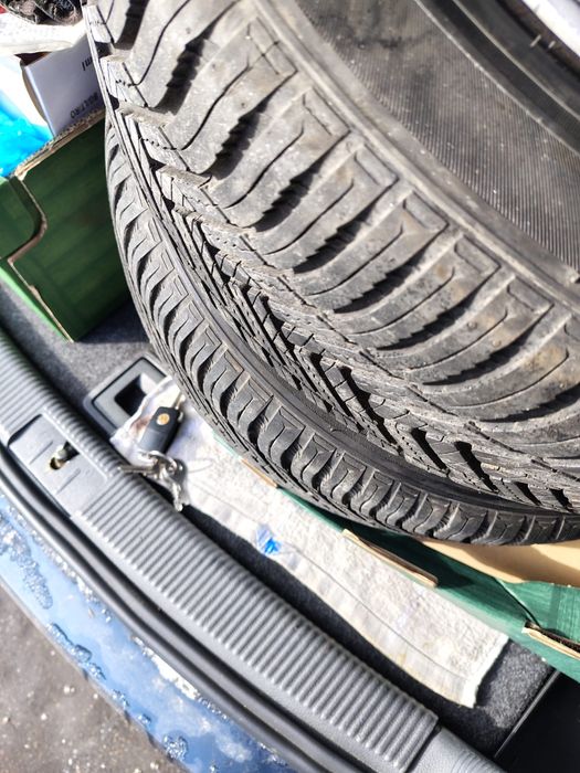 Set roti Golf 5, cauciucuri de iarna 195/65/15