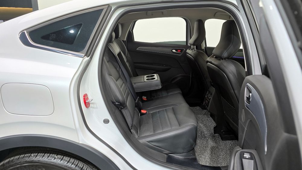 Renault-Korea (Samsung) XM3 1.3 TCe RE Signature