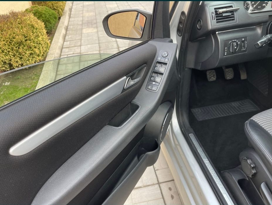 Mercedes B Class MANUAL