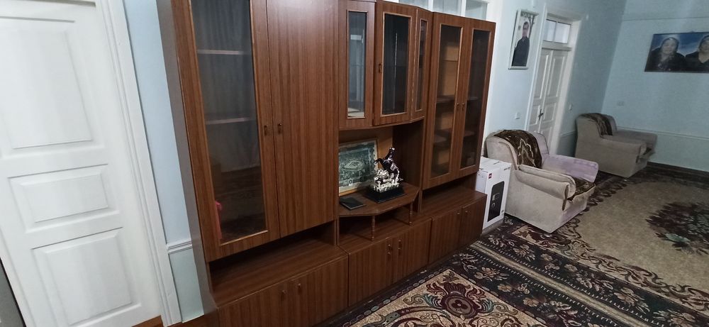 Книжный шкаф, стенка