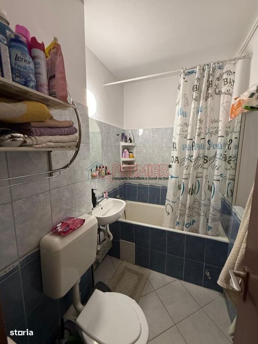 Garsoniera renovata - Obregia - Turnu Magurele - Bloc anvelopat