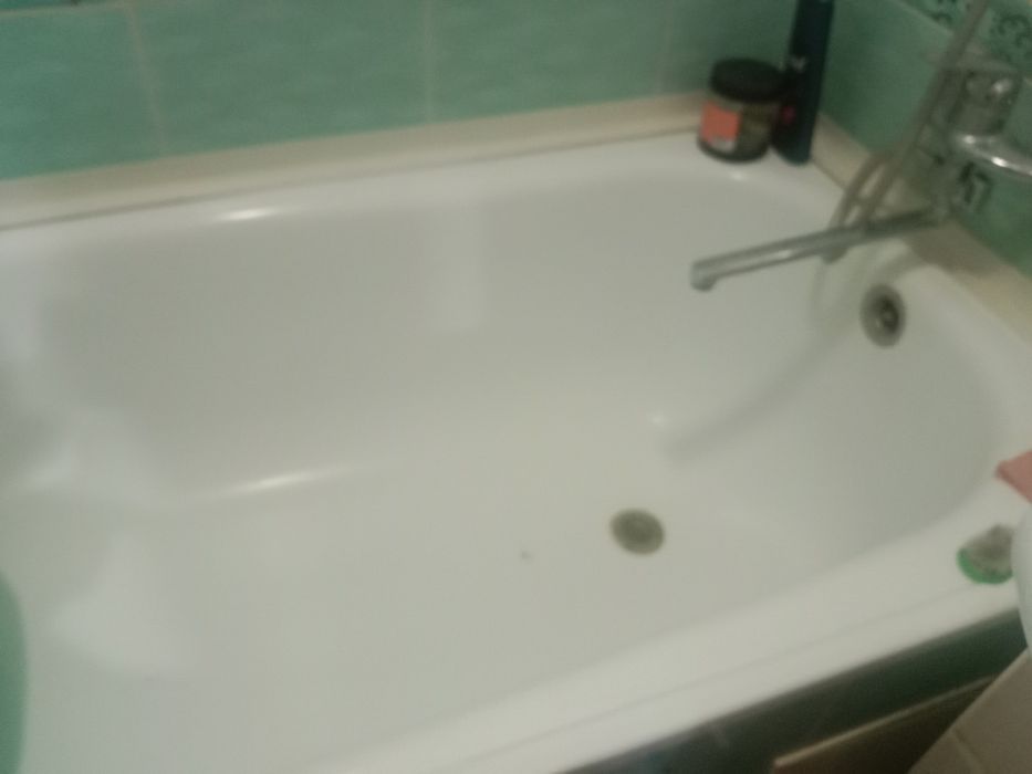 Срочно продам 2 комн.кв.в 4 мкр