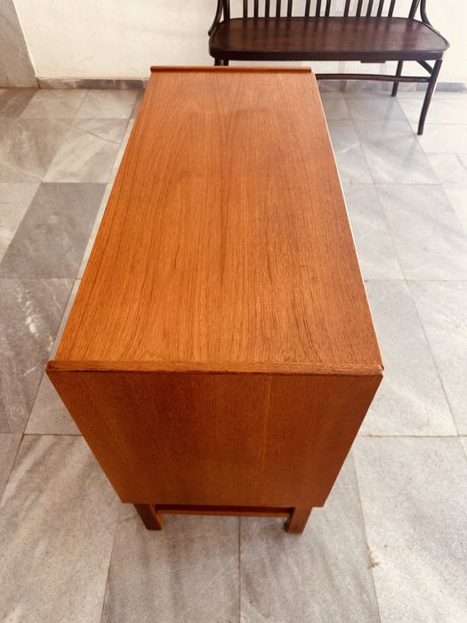 Скандинавски бар шкаф от тиков фурнир – Mid Century Modern, 60-те години