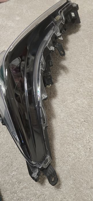 Ляв лед фар за тойота корола