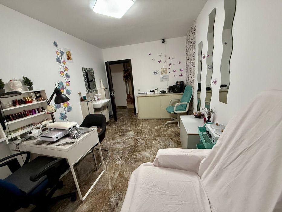 Apartament 3 camere parter – acces separat – ideal locuință sau spațiu comercial – zona Gib Mihaescu