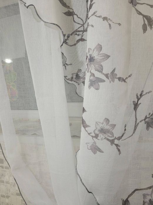 Продаю тюль для кухни новый