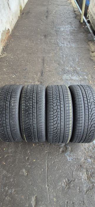 4 anvelope iarna Hankook 285/45/21.Pretul este pe bucata.